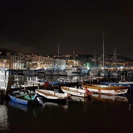 Lungomare Caracciolo Mon Апартаменты