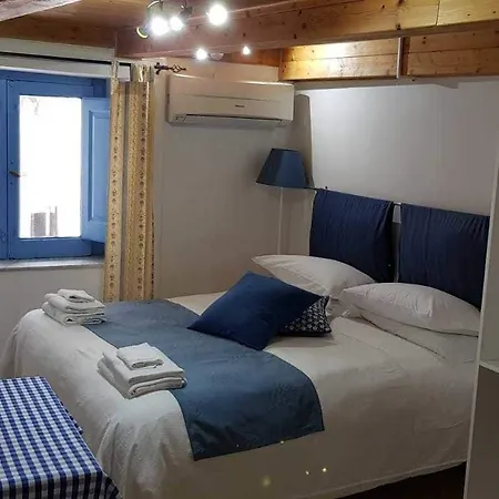 Lungomare Caracciolo Mon Апартаменты *