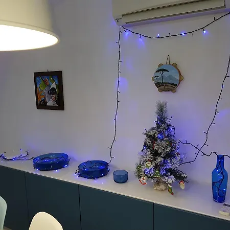 Апартаменты Lungomare Caracciolo Mon *