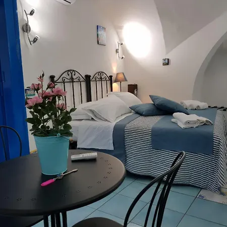 Lungomare Caracciolo Mon * Neapel