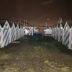 Lungomare Caracciolo Mon Lägenhet *