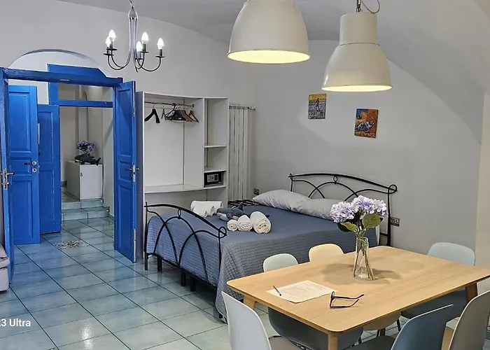 Apartment Lungomare Caracciolo Mon